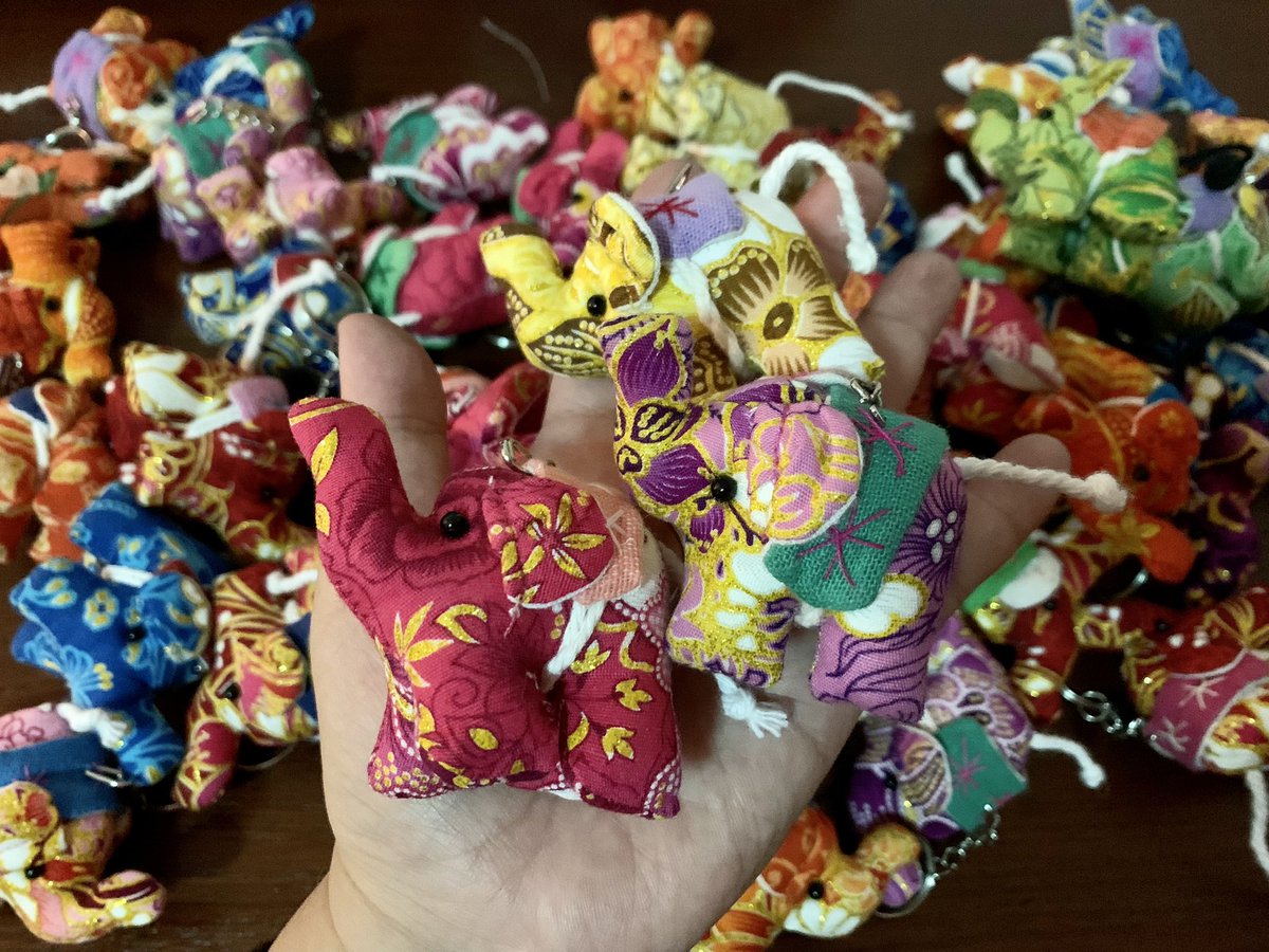 ラオス　置物 876c3e085c25bd537a0519f8fcc0c9