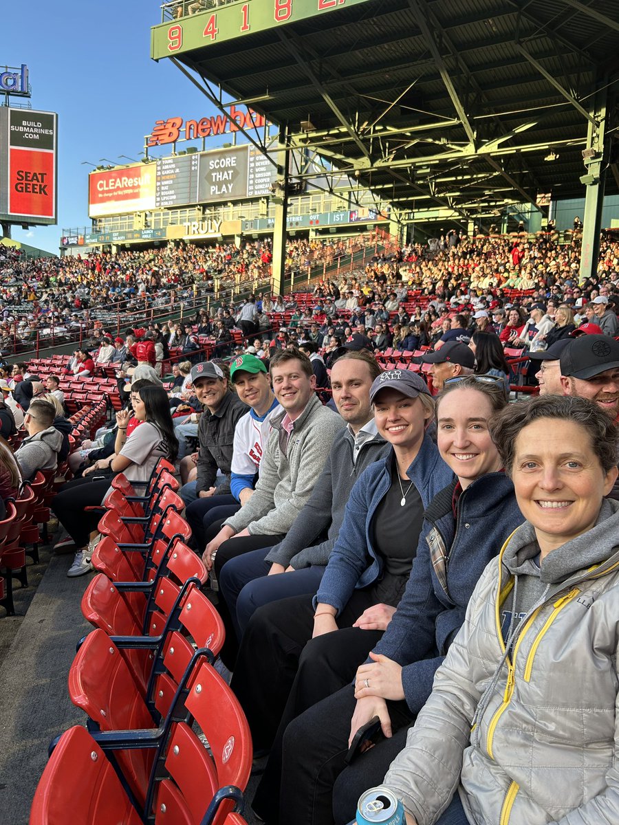 Great trip to Boston for @AANAORG with the @DukeOrtho team. Thanks to @RachelFrankMD for having me as part of the resident/fellow debate section. Looking forward to the next one, and working on some of the ideas we had here. @TOM_R_DOYLE @ZoeWHinton