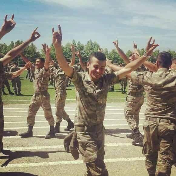 Sanmayın ki bu vatan çak'allara yurt olur Saldırdıkça çak'allar her TÜRK bir kurt olur 🤘🐺🇹🇷 Beyenti gelirmi Bu Canlara