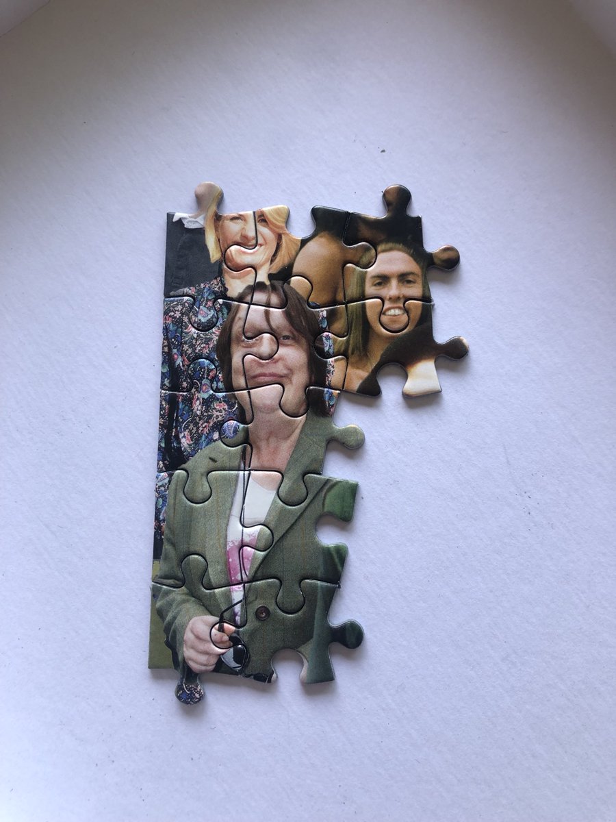 Loved having ⁦@KathyBurke⁩ smiling out at me whilst doing an ⁦@coldwarsteve⁩ jigsaw puzzle.