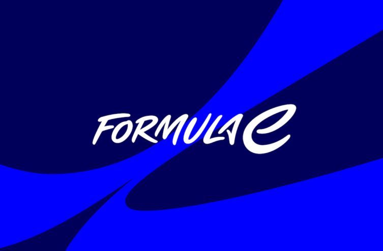 🔴 On #Watch du #Eprix de Berlin - #Racing 2 ! ✅ 
a7productions.blogspot.com/p/7-radio-100-… 

📍 Pas de doublé pour Cassidy qui arrive juste derrière Da Costa qui remporte la Course  et Rowland ferme le podium!

🔝 #Boost & #Republish ! 

 #BerlinGP #FormulaE #FrenchGP #BerlinEPrix