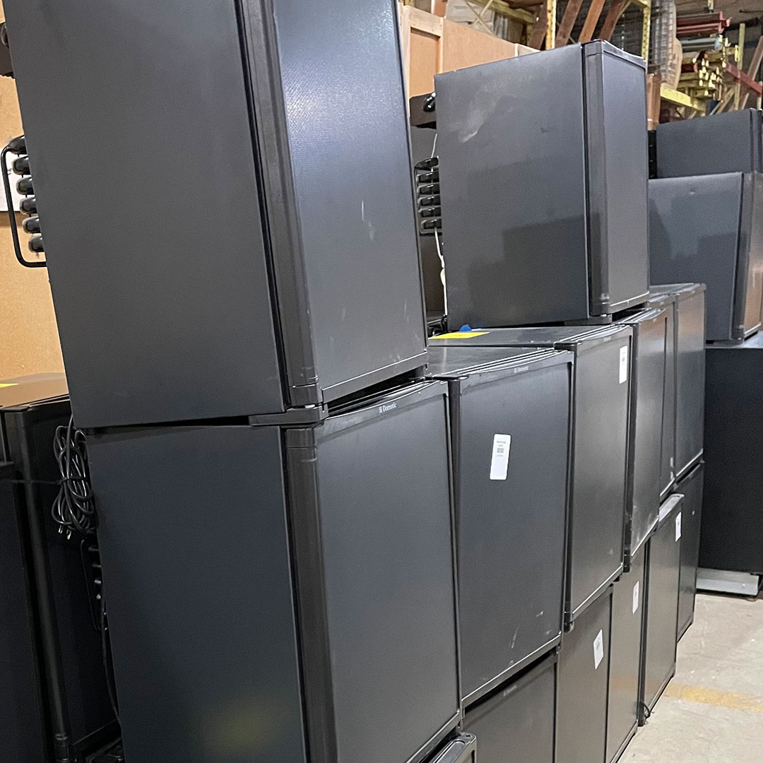 Monday, May 13, is the last day to save 40% on home #appliances including dishwashers, ranges and cooktops, #refrigerators, microwaves, and more at our #reuse warehouse and online in the Community Forklift Marketplace! communityforklift.org/save-40-on-sal…