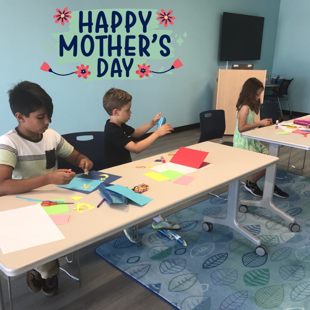 Happy Mother's Day! We had fun making mother's day cards during a card making program at the Pleasure Island Library. 💓