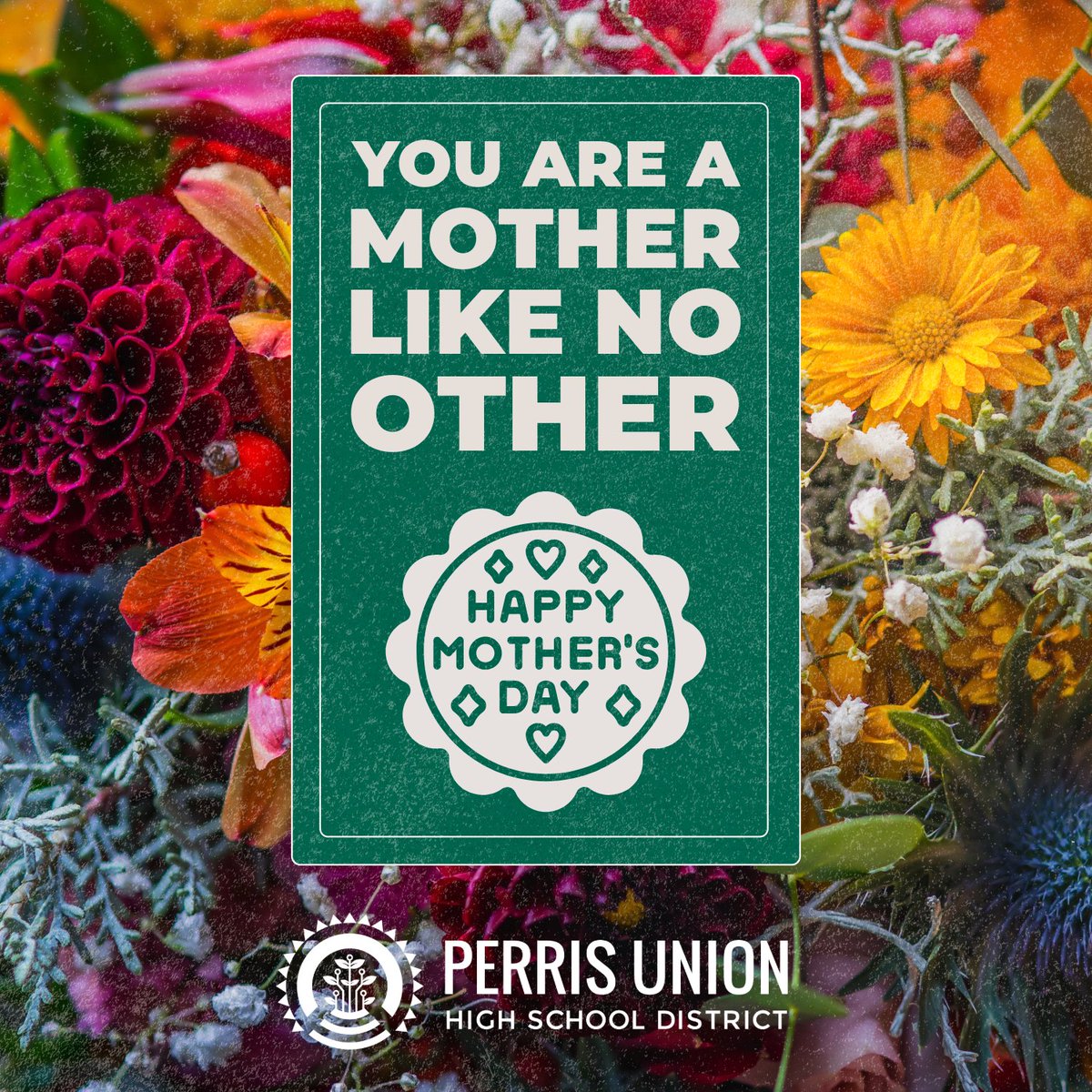 Wishing all the moms out there a wonderful day!! 💝