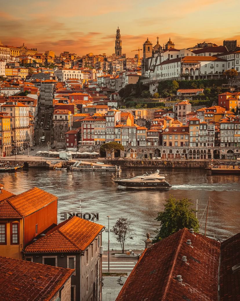 Porto, Portugal 🇵🇹
📸: Ruben Oliveira