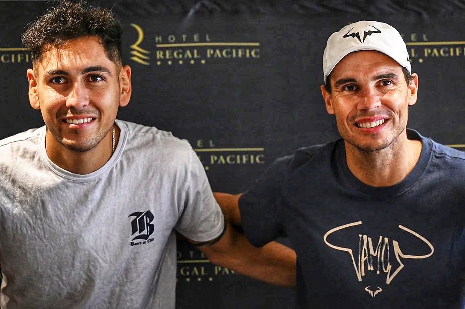Alejandro Tabilo on Rafael Nadal: “I always wanted to be like him, I grew up watching him play, I dressed like him, I won tournaments and I bit the trophy like him. Ever since I was a child, I wanted to play with him, follow in his footsteps.” When your idol is Nadal, you are