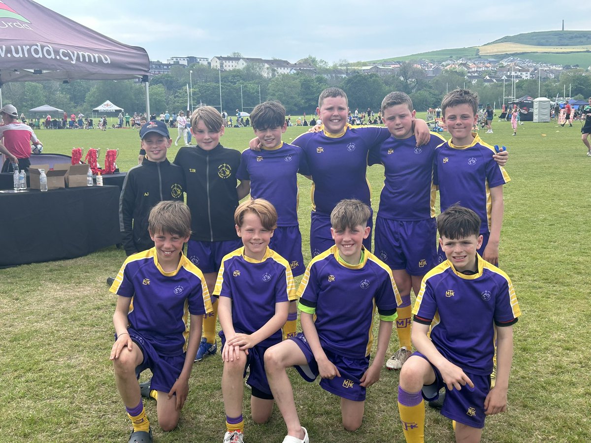 Beyond proud of these amazing boys who excelled in Aberystwyth today and reached the semi-finals. They showed courage, strength and great team spirit! Fantastic boys 👏🏉👏