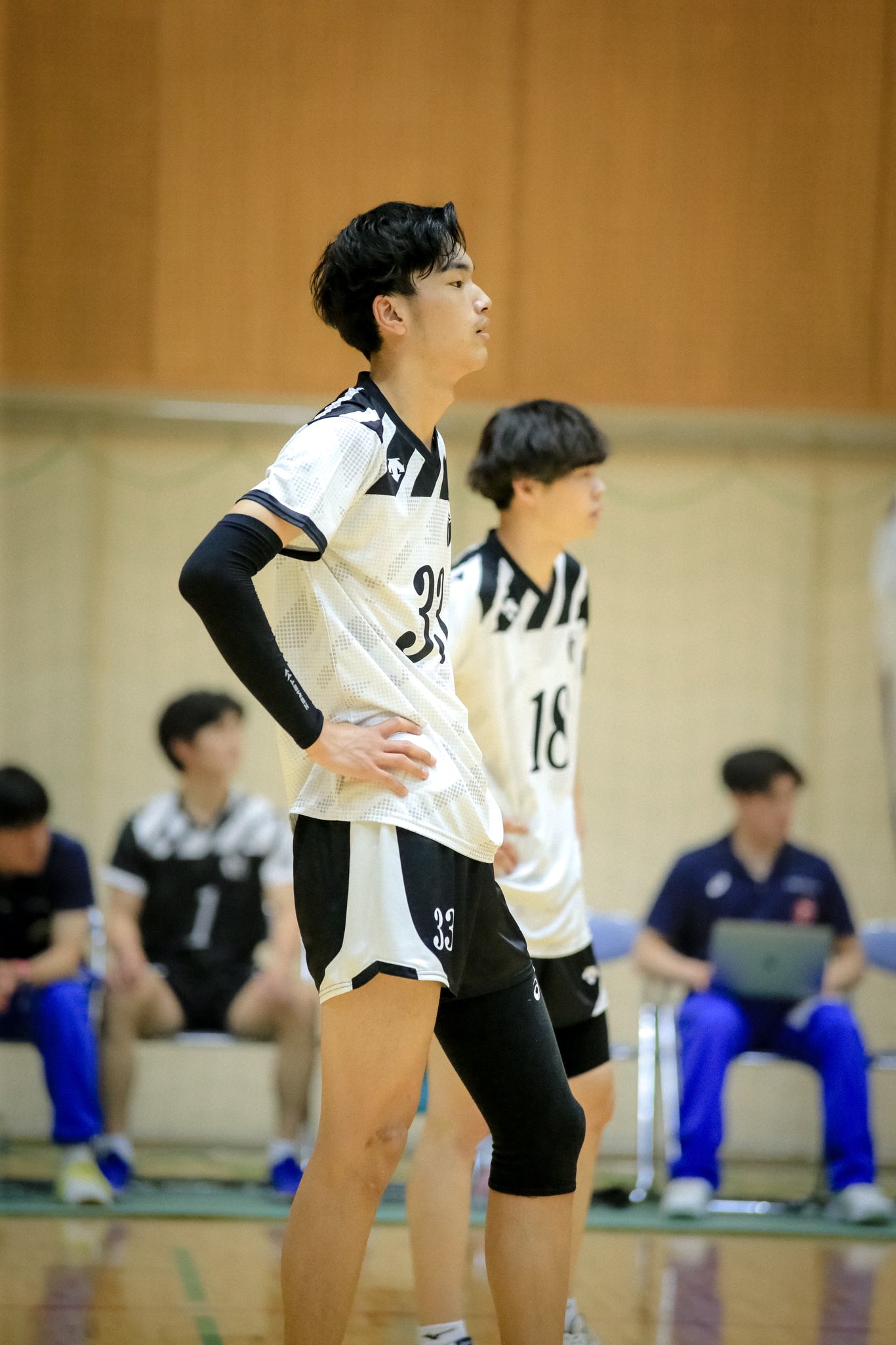 立命館大学　立命館　男子バレーボール部　練習着　ロンT　バレーボール　バレー 立命館大学 立命館 男子バレーボール部 練習着 ロンT バレーボール バレー