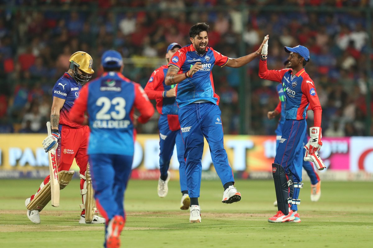#RCB openers dismissed #DC bowlers making early in roads with 2 big wickets 🙌 Follow the Match ▶️ bit.ly/TATAIPL-2024-62 #TATAIPL | #RCBvDC