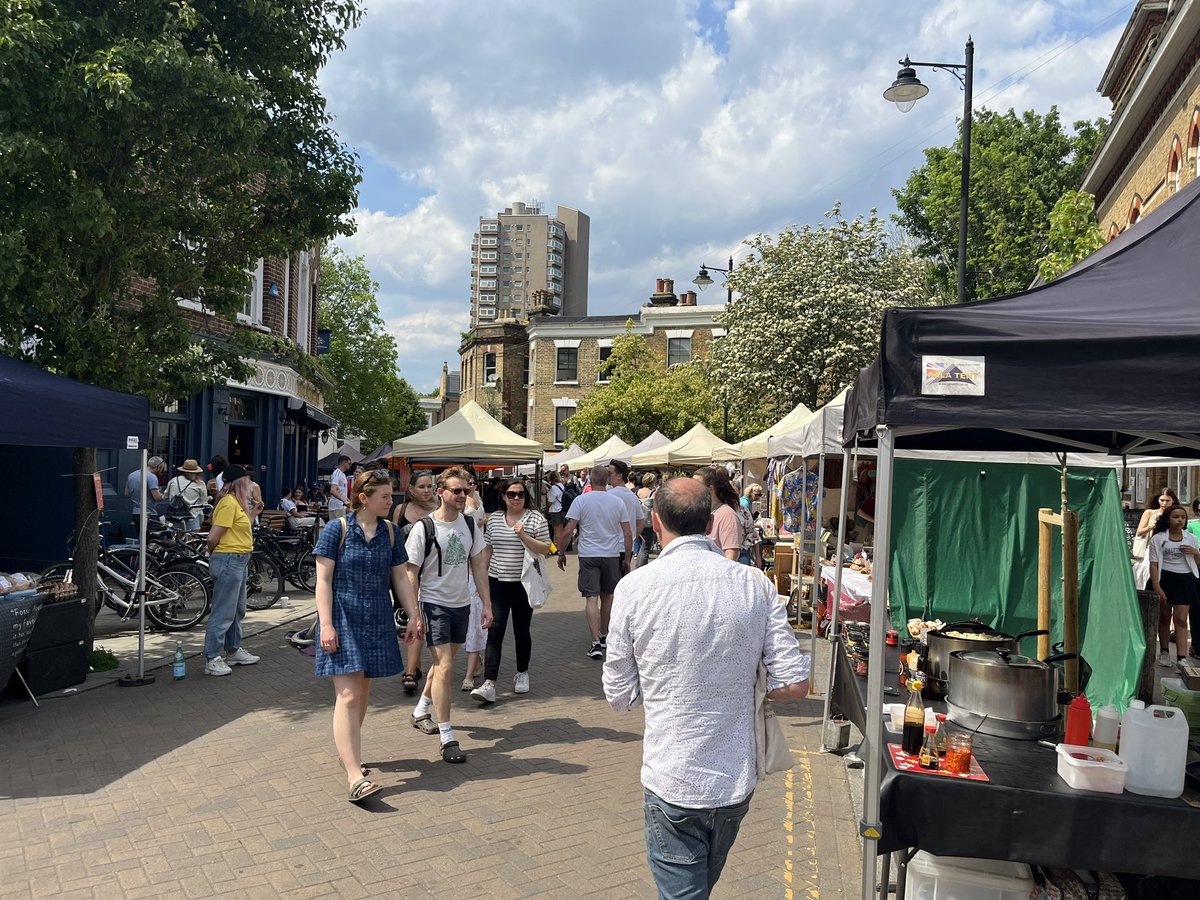 Summer weekends = #HerneHill market ❤️❤️