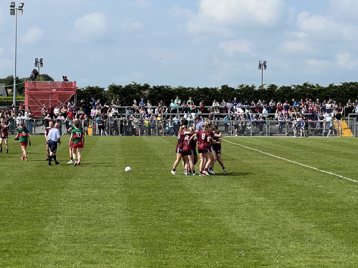 Galway by five at the end, the late goal adding gloss to the scoreline. Good late fightback from ⁦@Mayo_LGFA⁩ but that long scoreless spell proved fatal for them.