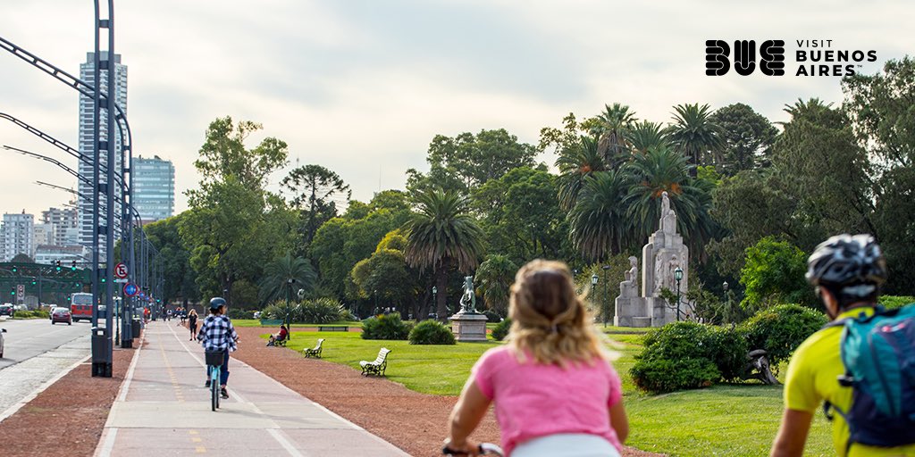 ¿Te imaginás paseando entre especies de árboles diferentes?  El Parque 3 de Febrero es un oasis de belleza en medio de la ciudad, un lugar perfecto para relajarse, disfrutar de la naturaleza y tomar fotos increíbles. 🤳 #BuenosAires #Parque3deFebrero