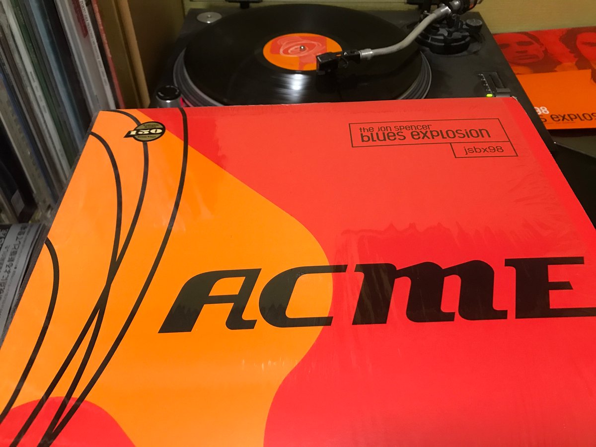 hedorocknroll's tweet image. 今宵のこれもアルビニ絡みなんだね😅
頭からカルヴィンジョンソンっぽいサウンド❓で、当時彼のダブナルコテイック〜なんかよく聴いてたから嬉しかった覚えが❤️まぁ、それでも前作、前々作の方が好きでよく聴いてたんだけど😉ｳﾌﾌ

#JonSpencerBluesExplosion #Acme #JSBE #SteveAlbini