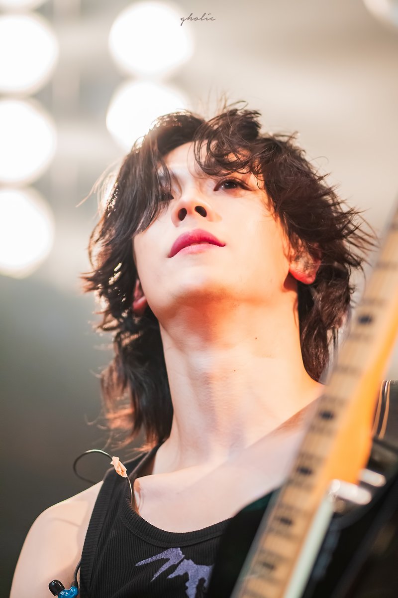 GUITARHOLICxxx's tweet image. 아름답네요 ♥️ 
절경이고요 ✨✨

Cyan 싸이언
We Are Crackshot vol.2
#크랙샷 #crackshot
240510 @웨스트브릿지라이브홀