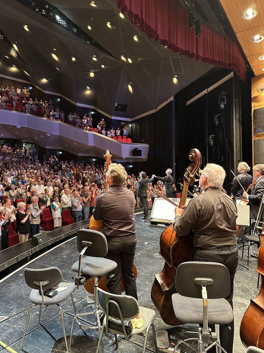Deutsche Philharmonie Merck (@dphilmerck) on Twitter photo Magic of Movie 2024. Das erste Konzert mit einem super Publikum war eine Wucht. Wir freuen uns auf das zweite Konzert heute Abend um 18 Uhr im <a href="/StaatstheaterDA/">Staatstheater Darmstadt</a> mit Juri Tetzlaff, Moderation und Jason Weaver, Dirigent.
Eventuelle Restkarten gibt es an der Abendkasse. Magic of Movie 2024. Das erste Konzert mit einem super Publikum war eine Wucht. Wir freuen uns auf das zweite Konzert heute Abend um 18 Uhr im <a href="/StaatstheaterDA/">Staatstheater Darmstadt</a> mit Juri Tetzlaff, Moderation und Jason Weaver, Dirigent.
Eventuelle Restkarten gibt es an der Abendkasse.