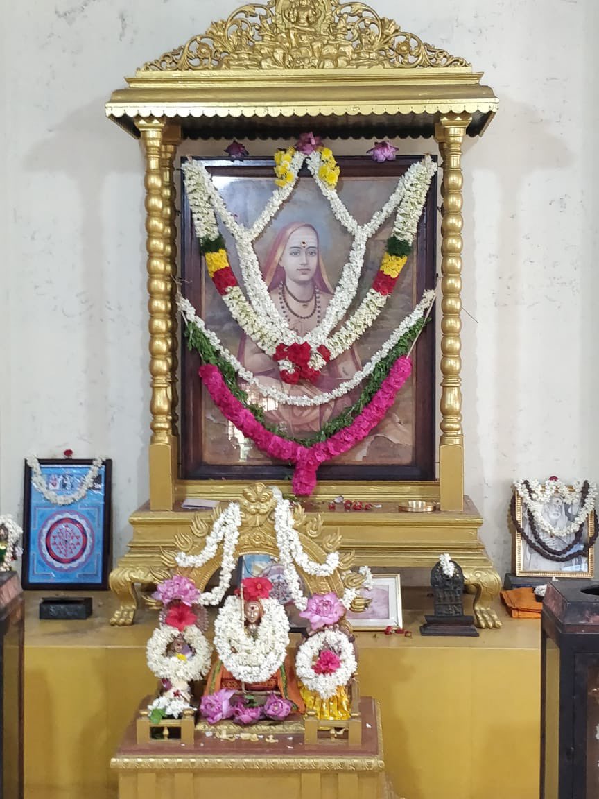 raja_subramani's tweet image. 73rd Sankara Jayanthi Celebrations at Sankara Vihar Chennai.. Shrine instituted by Dr T.M.P.Mahadevan
#sankarajayanthi #AdiShankaracharya #AdiShankaracharyaJayanti #AdiShankaraJayanti
