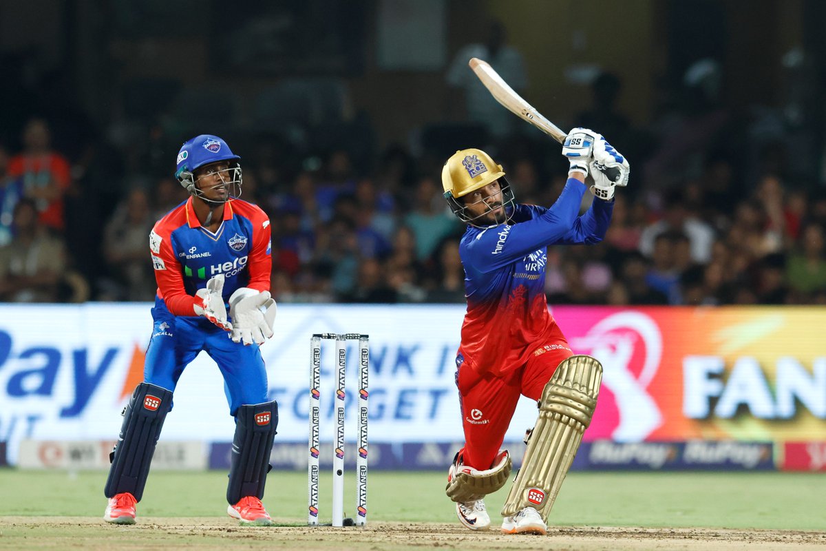 Rajat Patidar is looking fluent at the crease so far 👌 The hosts power their way to 76/2 after 7 overs 💪 Follow the Match ▶️ bit.ly/TATAIPL-2024-62 #TATAIPL | #RCBvDC