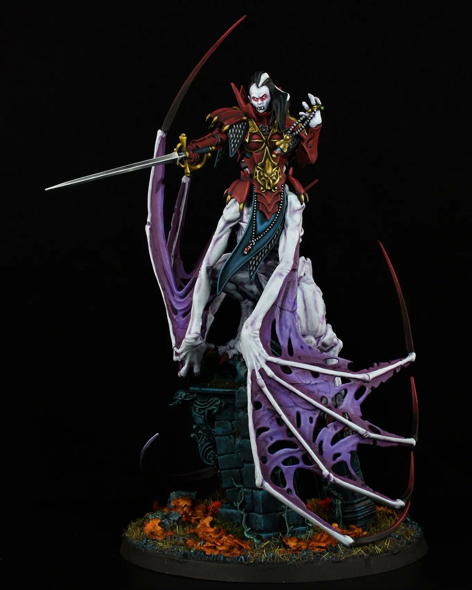 Happy Mother's Day from the Lauka Vai, Mother of Nightmares (still counts I think)! 

#warhammer #WarhammerCommunity #paintingwarhammer #minipainting