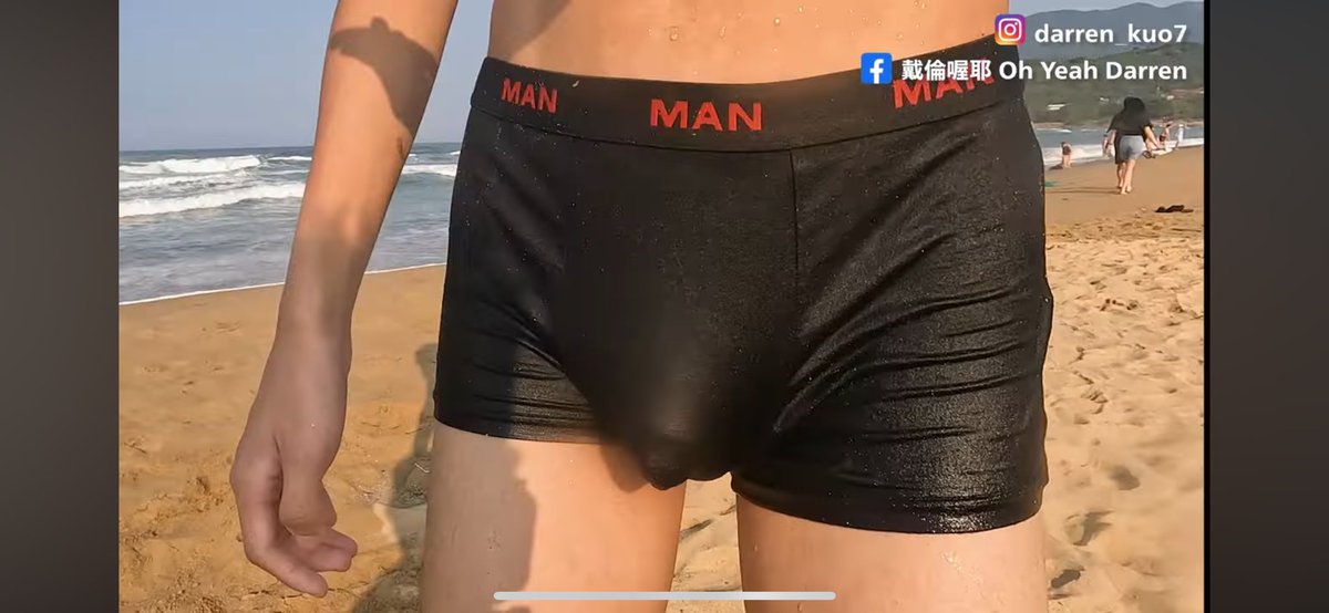 這位弟弟15歲就這麼大
直接受不了
話說我也好久沒被玩跟玩別人了🥵🥵🥵
有人要預約嗎🤭🤭