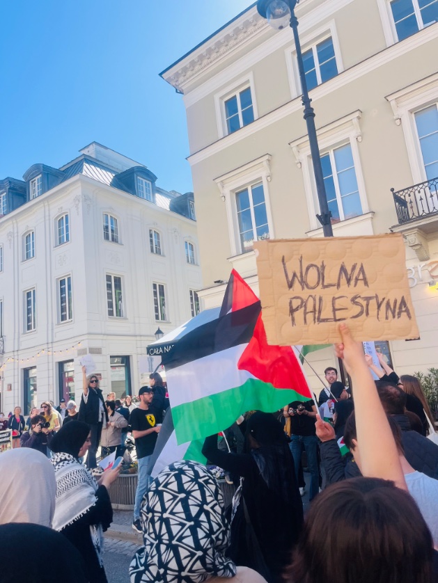 🇵🇸 Big high energy Palestine solidarity demo in Warsaw today! 📢“Gaza, Warszawa, wspólna sprawa”