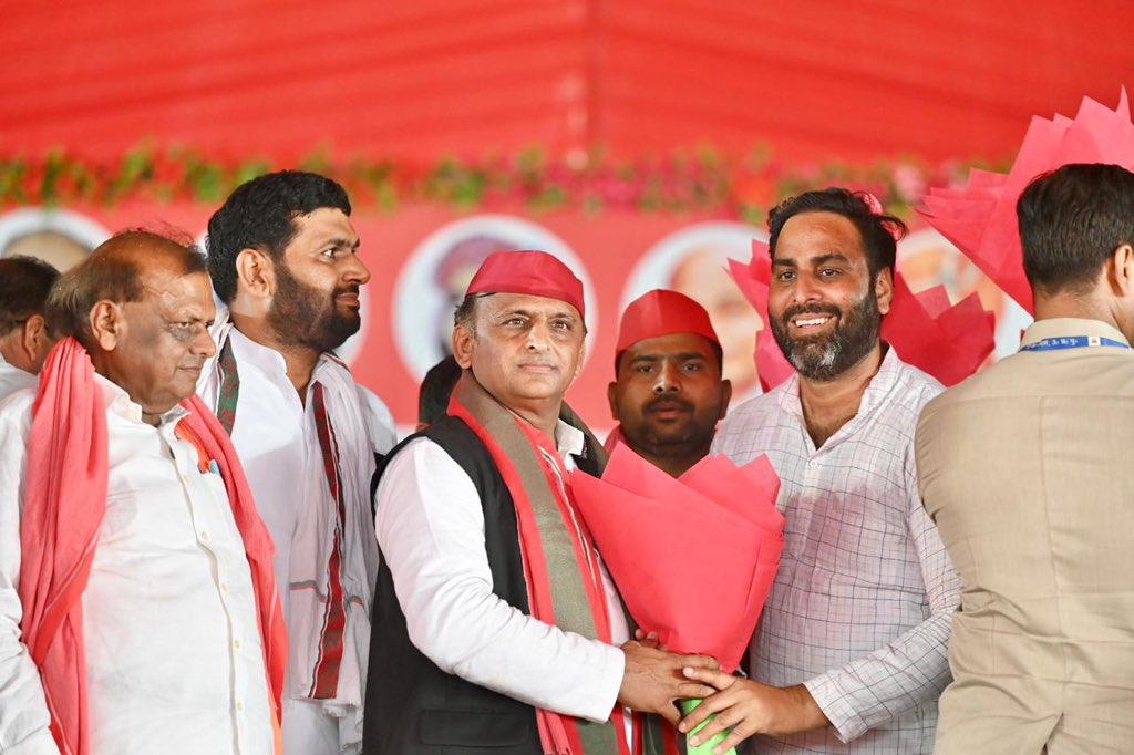 Akhilesh Yadav (@yadavakhilesh) on Twitter photo 2024-05-12 14:39:32