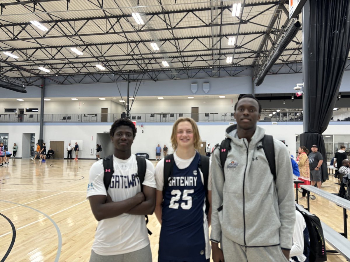Love watching these 3 play and can't wait to get started in the gym this summer! ⁦@Gassim12_Toure⁩ ⁦@WyattSlay2027⁩ ⁦@Cisse1570Cisse⁩ #PrinUp #TTW