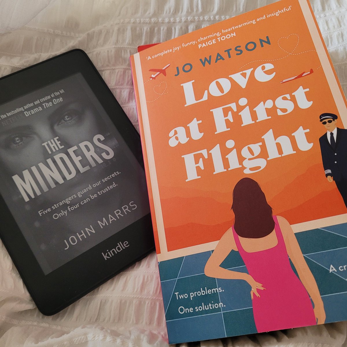 Currently Reading... Physical - Love at First Flight by Jo Watson @eternal_books Kindle - The Minders by John Marrs @panmacmillan #CurrentlyReading #booktwt