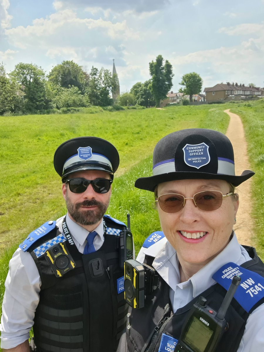 Myself and PCSO 7042NW were on VAWG patrols in Newton Farm Park today !!!