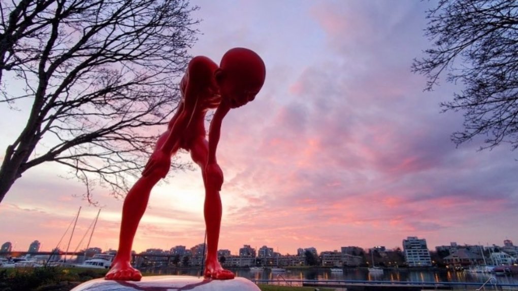 @caroltreardon I loved the “Proud Youth” statue that was in Yaletown.  It wasn’t everyone’s cup of tea, but no art ever is.  When they removed it I just assumed they would replace it with something else.  They haven’t.  It’s just a boring empty spot now.