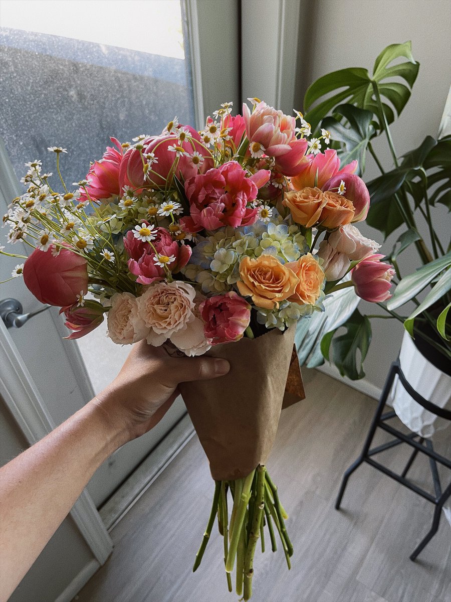 why am i lowkey a florist… wait