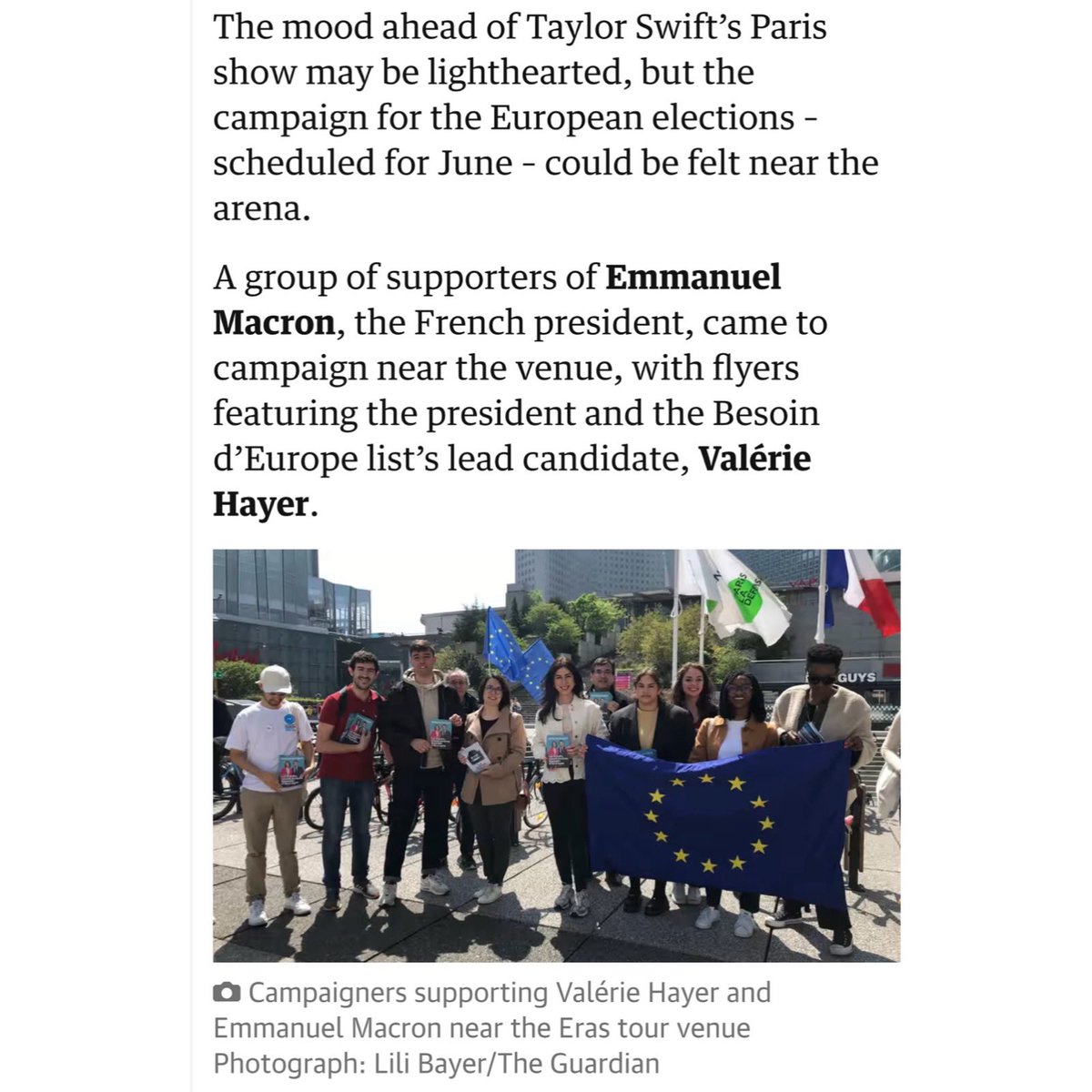 🗞️ « A group of supporters of @EmmanuelMacron, the French president, came to campaign near the venue, with flyers featuring the president and the @BesoindEurope list’s lead candidate, @ValerieHayer. », @guardian. Tracter, partout, tout le temps ! 🇫🇷🇪🇺 #TaylorSwiftErasTourParis