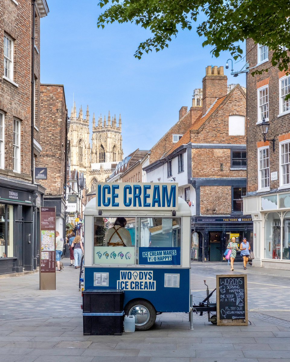 It’s definitely an ice cream kind of day here in York! Favourite flavour anyone…
More photos from today here: andyfalconerphotography.com/#/most-recent/
#york #visityork