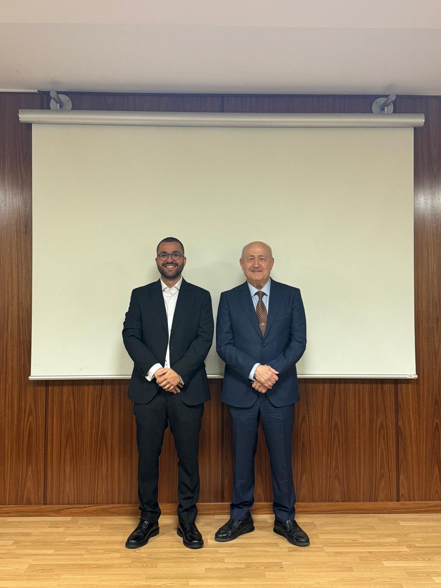 From now on, Dr. Labella! I thank my family, friends, and colleagues very much for the support. <a href="/IAdChem/">IAdChem</a> <a href="/TTorresGroup/">Tomas Torres Research Group</a>.
