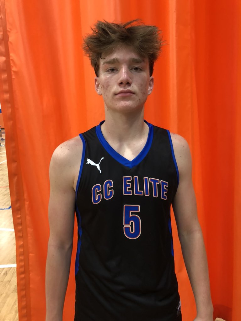 11th Grade: CC Elite with the win over a really good team in Team Breakout Wright. 6’4 ‘26 PG Landon Haggarty (Covenan Day) - 14 points 6’3 G Jake Benham (Concord Academy)- 12 pts (four 3’s)