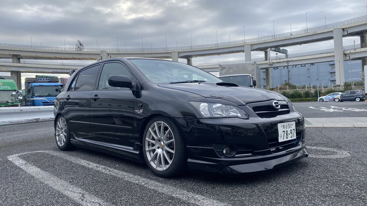 pentagon_o4_g3's tweet photo. #公式画像とウチの子並べようぜ
#GIALLA #COROLLA #RUNX https://t.co/UjapvFRbEW