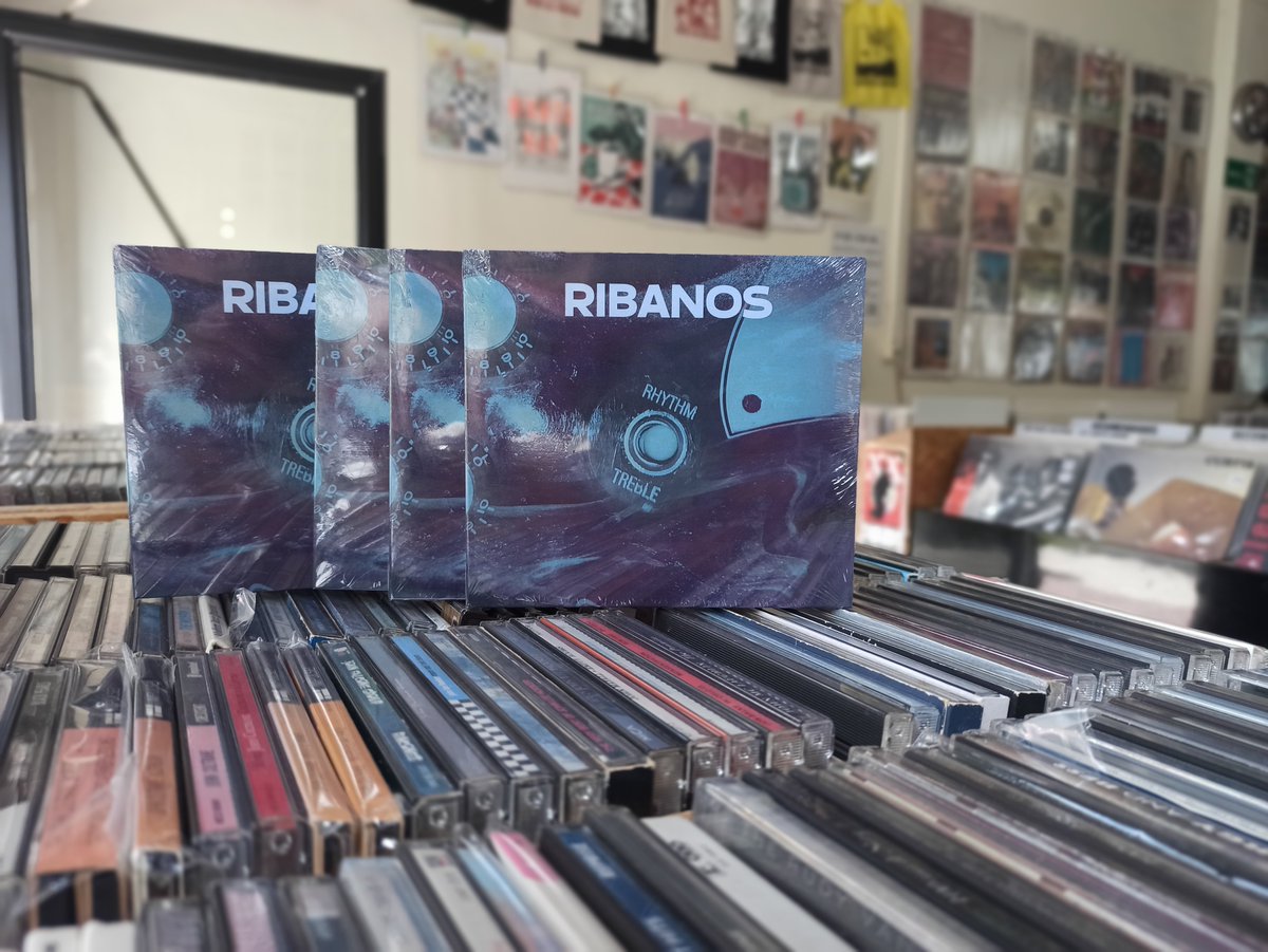El pasado sábado Ribanos presentó su nuevo disco en Gong Galaxy Club  y ya tenemos unas cuantas copias en esta tiendina de barrio (y en la web!) #Ribanos #Rock #rockasturiano #musicadeasturias #TiendaDeDiscos #ComercioDeProximidad #Asturias #Oviedo #Asturies #Uvieu
