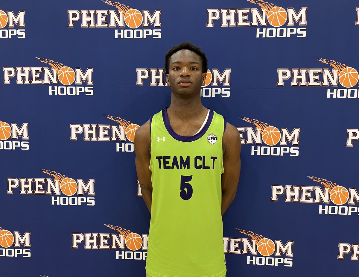6’5 ‘25 Tre McKinnon (Team Charlotte) is setting the tone with his production. Rebounding, making defensive plays, and applying constant pressure in transition. Finishing well around the basket. Utilizes his length to cause problems for opponents #PhenomStayPositive