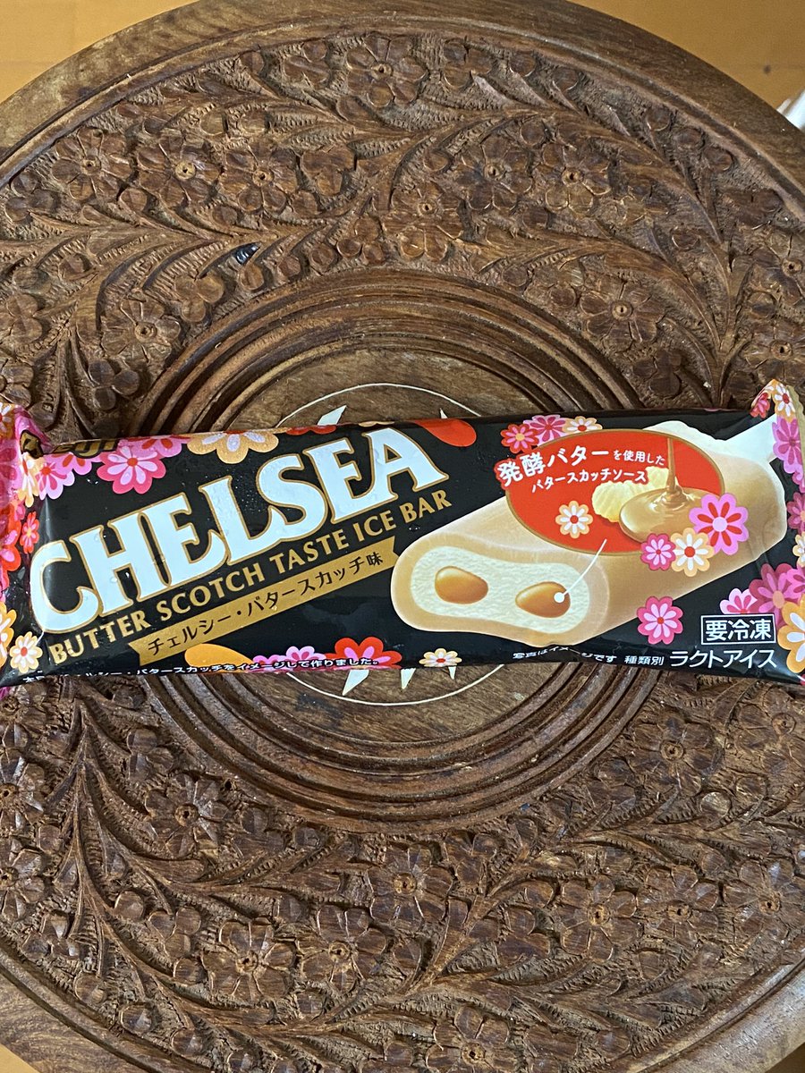 icemantorao's tweet image. #icecream #butterscotch
I ate this
Butter scotch flavor ice cream bar
The butterscotch sauce in the buttery ice cream makes it sweet and delicious
It was ice cream that makes me satisfied