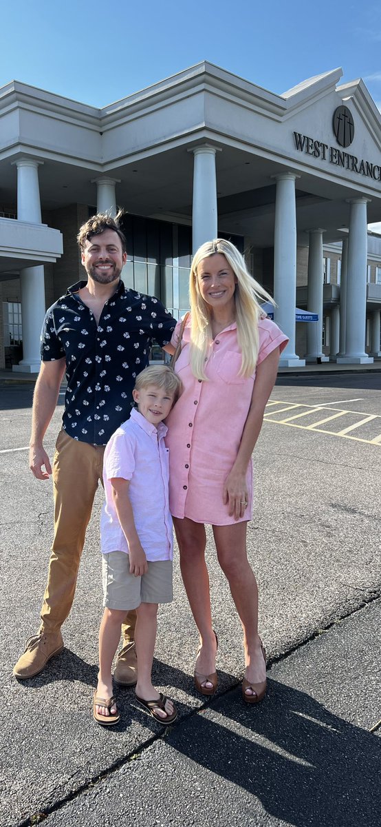 JustinGullett's tweet photo. HAPPY MOTHERS DAY https://t.co/uAagy5soXG