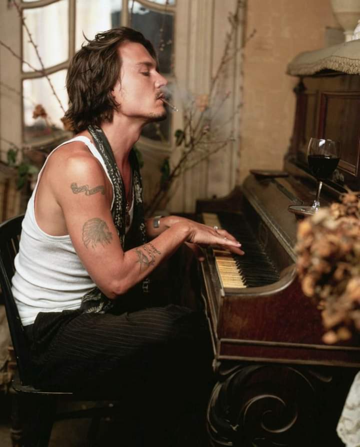 I love ❤️❤️❤️😍🎹🎶 #JohnnyDepp