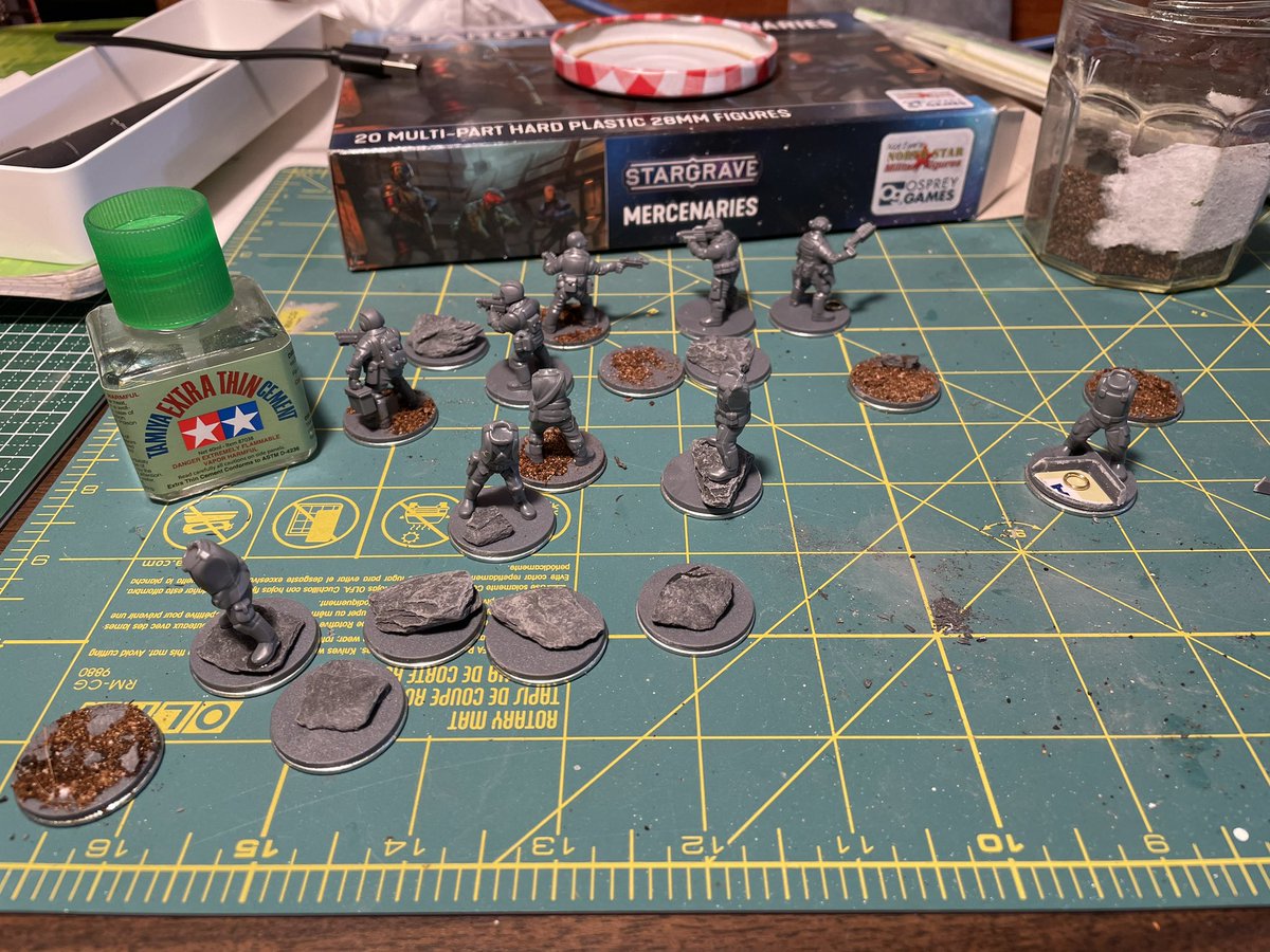 edallen's tweet photo. Stargrave assembly in progress https://t.co/L2o6XWOicQ