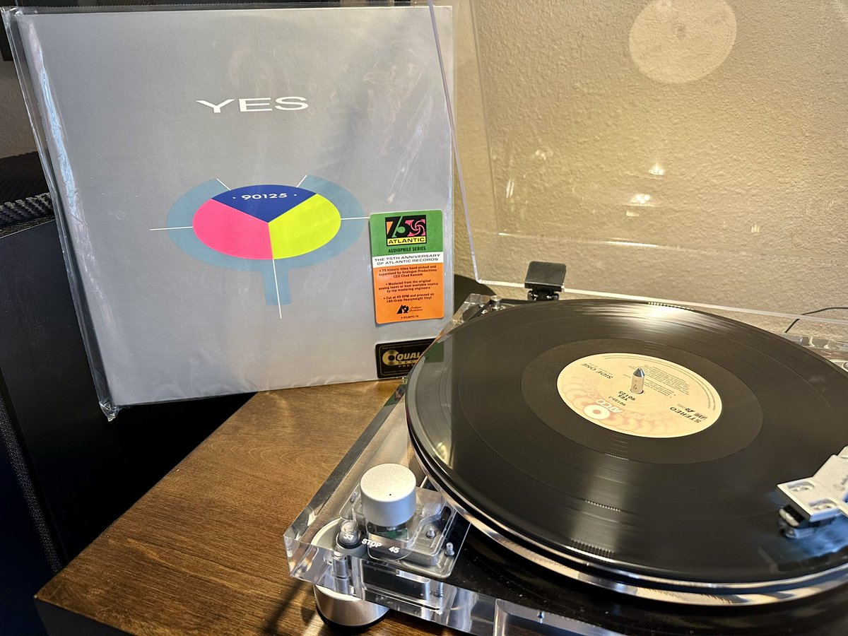Yes - 90125

Analogue Productions Atlantic 75th Series 45 RPM #722 

First Yes album released from this series, sounds as amazing as everything else in this series. 

#vinyl #vinylcollection #vinyladdict #LP #vinylrecords #nowspinning @Vinyl_Lives