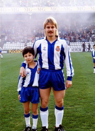 John Mikkelsen Lauridsen con el futuro 'Tamudo' perico. #RCDE