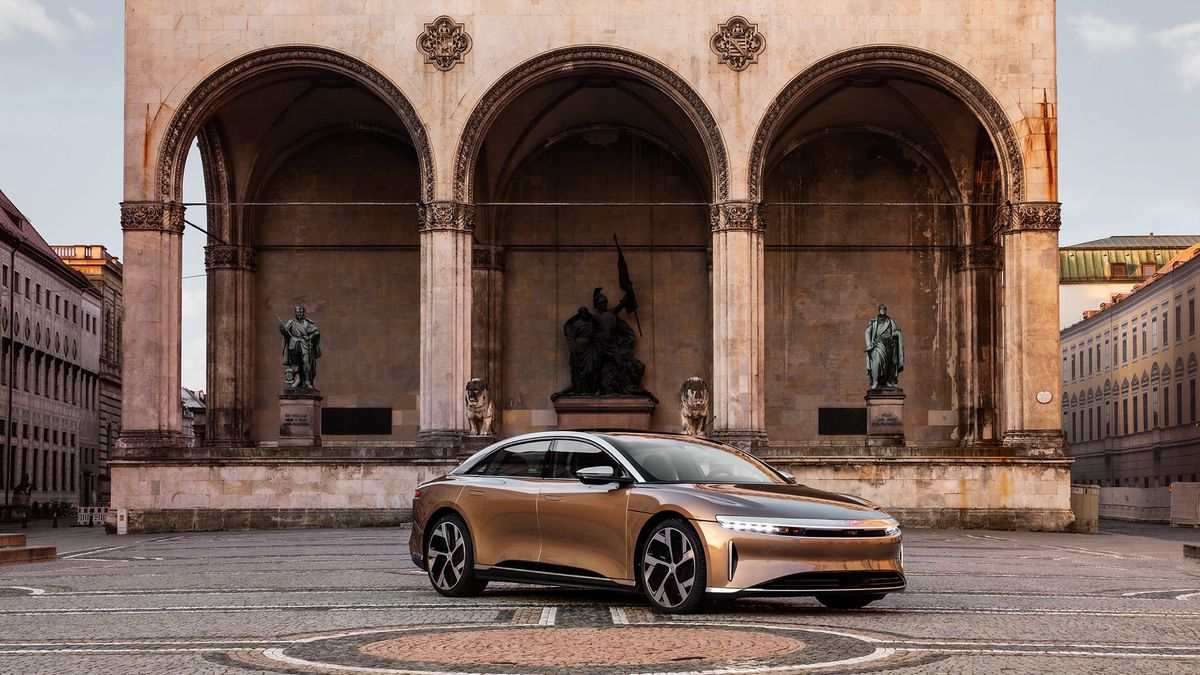 The Lucid Air Dream Edition 🤩

I can't wait to see the Gravity Dream Edition 🥂

Should it also be made in Eureka Gold?

#LucidMotors #LucidAir #LucidGroup $lcid
