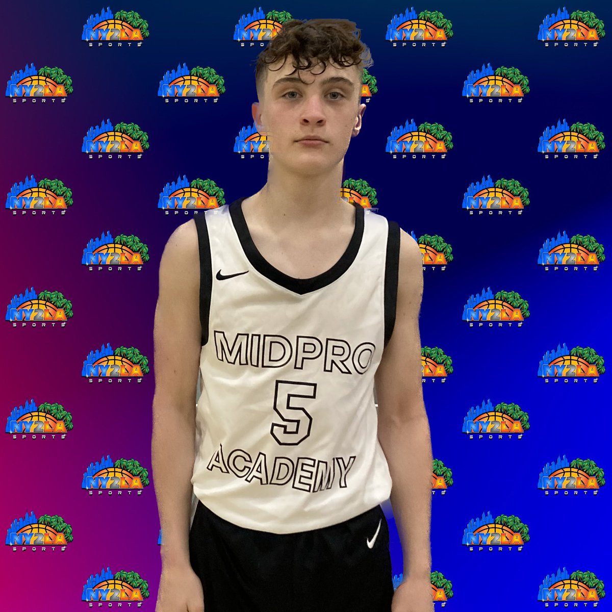 Double digit scoring game from Kyle Cochran. Skilled guard with some size who was very effective playing on the attack scoring around the paint & pulling up in the mid-range. @MidProAcademy @GNBABASKETBALL @ny2lasports