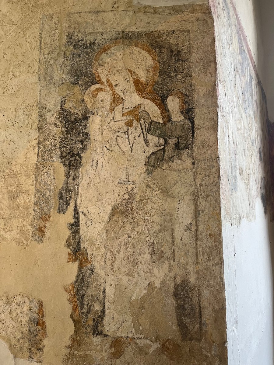 Had an amazing 8km church crawling ramble in the sunshine today to All Saints, Shorthampton to see the wonderful remnants of medieval wall painting! 🎨☀️