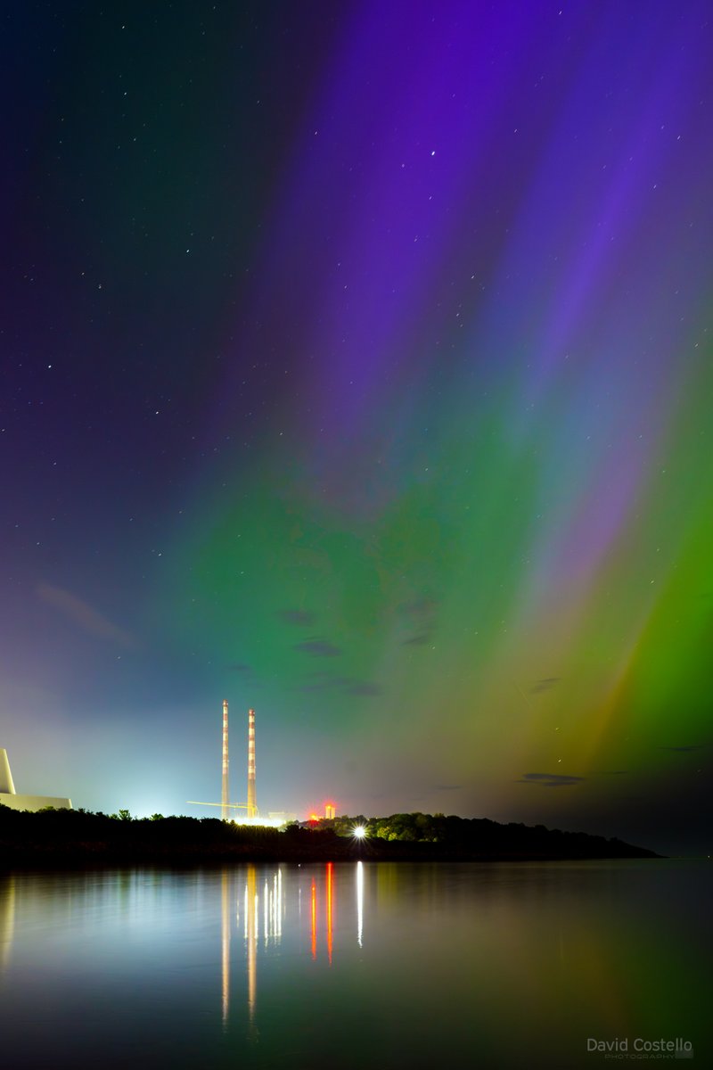 Poolbeg Chimneys under the Aurora Borealis. It's very rare to see it in such clarity in the City. davidcostellophotography.com #Auroraborealis #NorthernLights #PoolbegChimneys #Aurora #Poolbeg #Dublin #Ireland @ThePhotoHour @StormHour