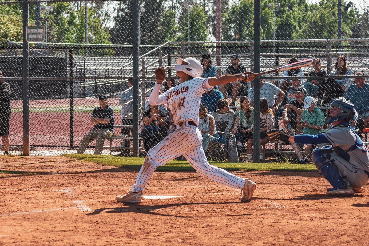 ArcadiaUnified's tweet image. Moving on! Arcadia High’s Boys Varsity Baseball Team clinched its spot in the CIF Southern Section Division 2 Semifinals after a thrilling 2-1 victory over Westlake High! Best of luck to the team as it takes on Hart High School on Tuesday, May 14. #ApacheStrong

Full Photo Album…
