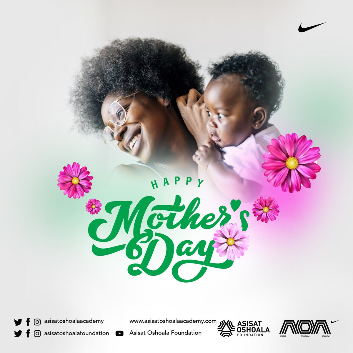 The @AOAcademy family wishes all the incredible moms out there a happy Mother's Day 💚👆 #AoaGirls #MothersDay