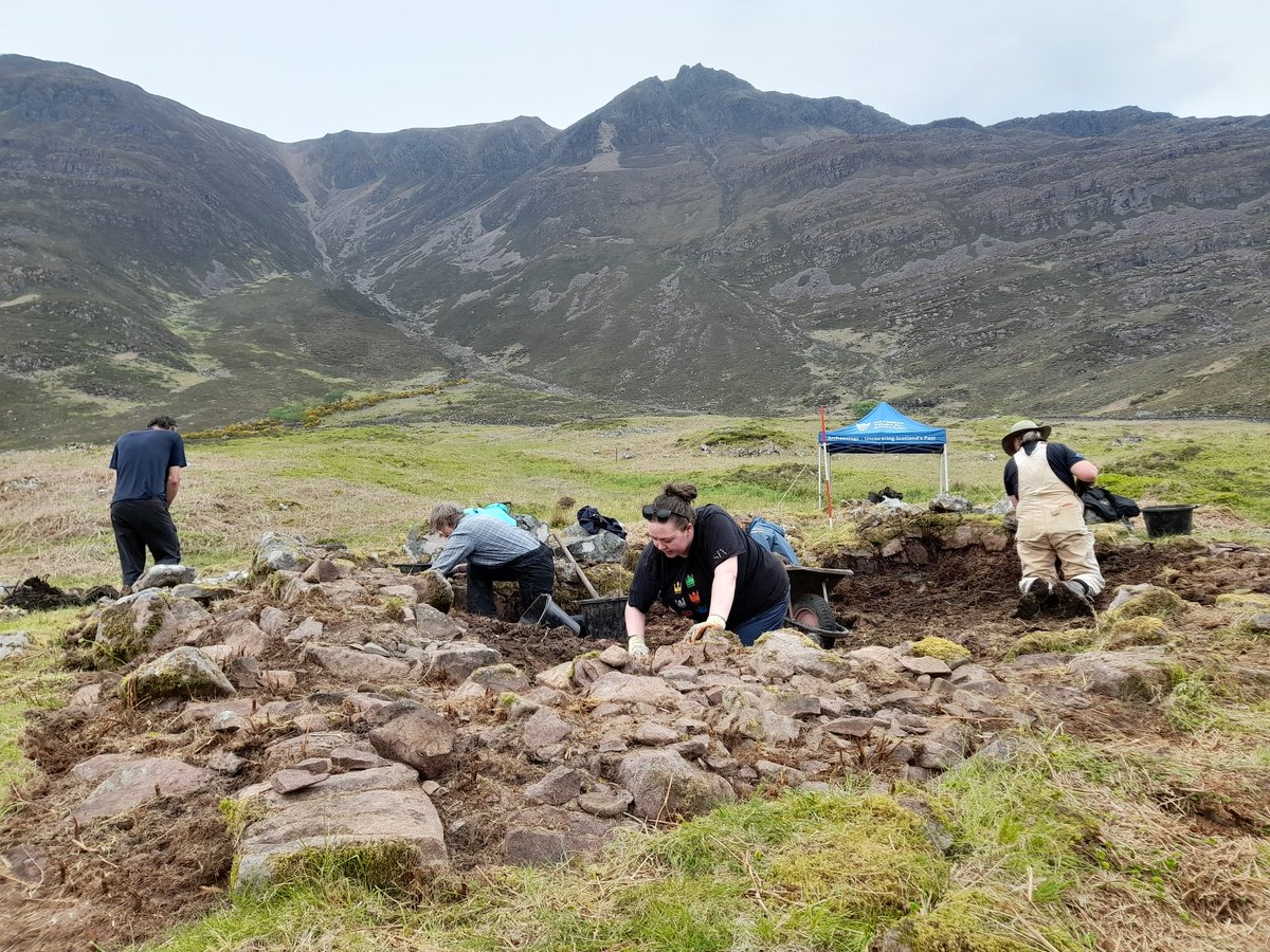 NTS Archaeologist tweet media